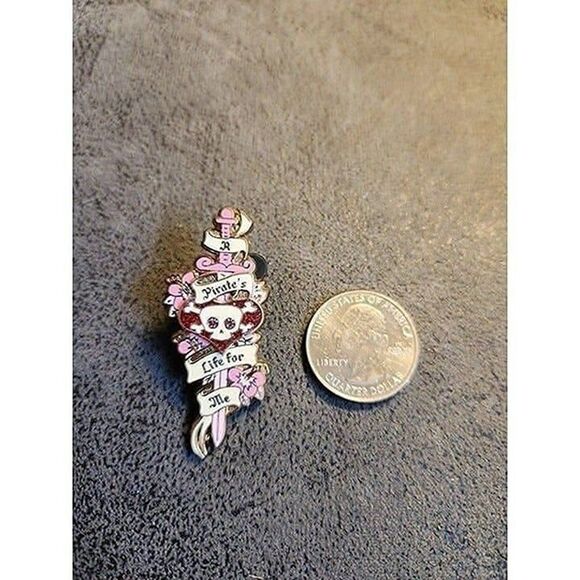 Disney Jeweled Pirates of the Caribbean Pins - Picture 3 of 7